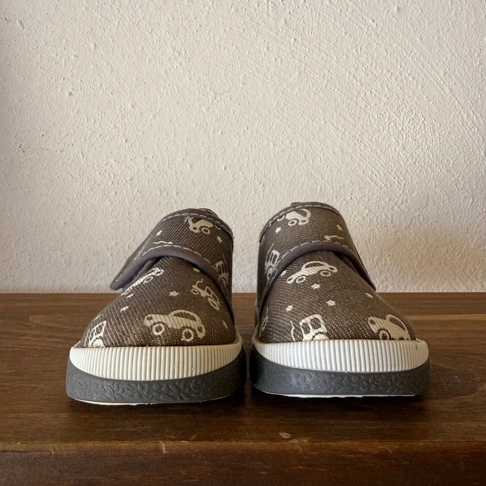 Toddler Slip On Sneakers Size 4 Gray Cars Print Hook & Loop Shoes